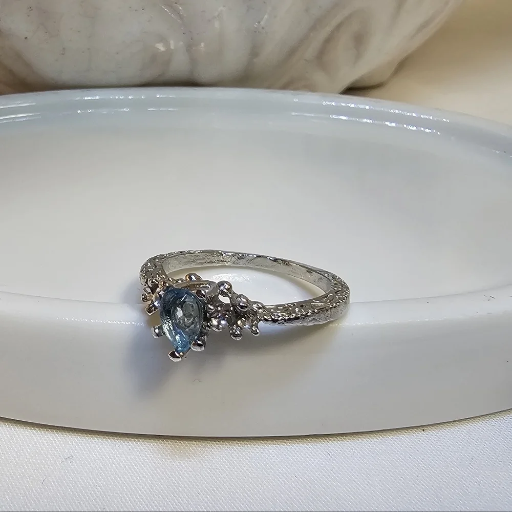 Blue Topaz Sterling Silver Ring Size 7 – Teardrop Cut Gemstone Vintage Look